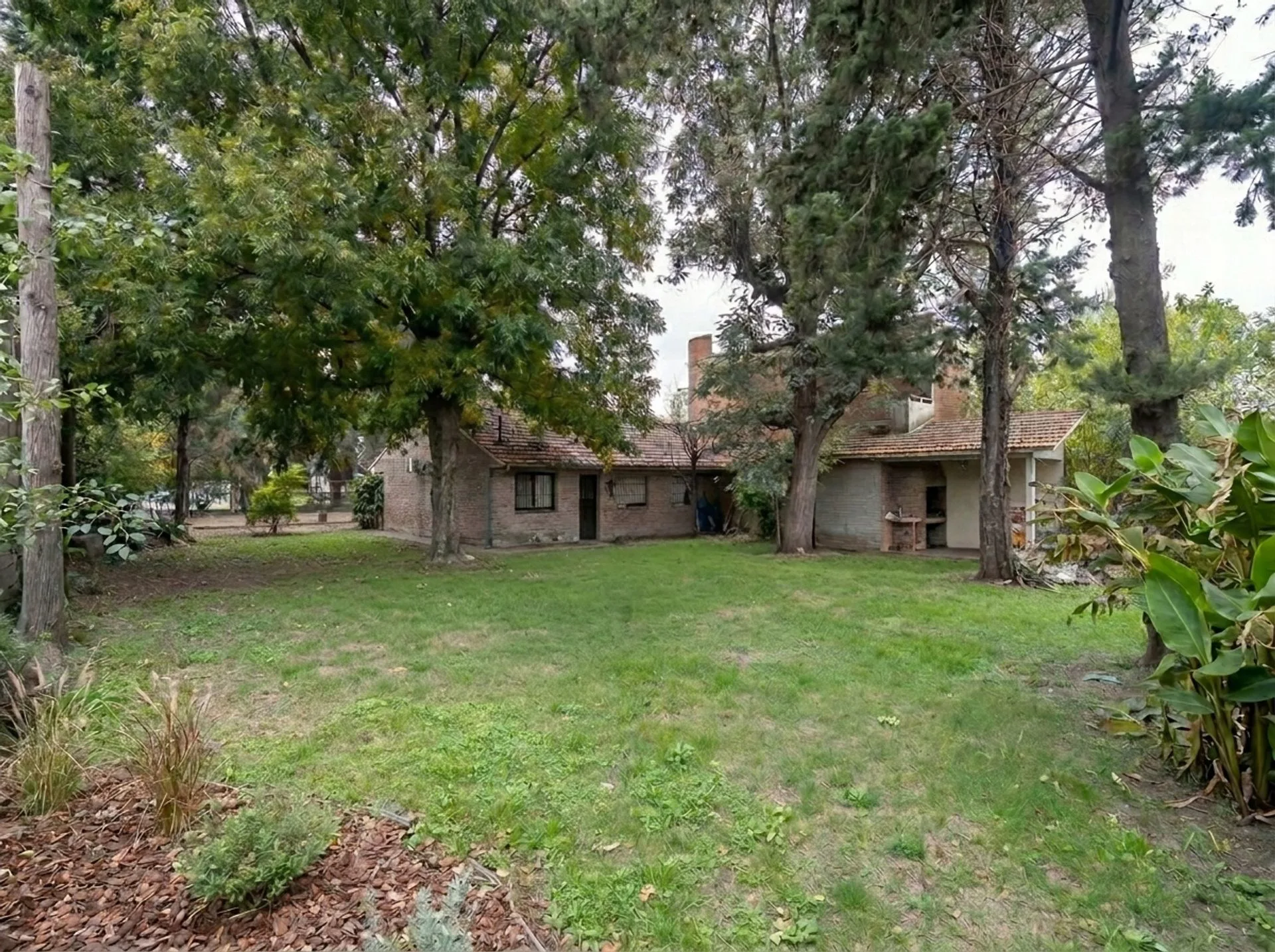 Venta Casa 3 Dorm. + Lote Libre 314 m²   Garin foto 5