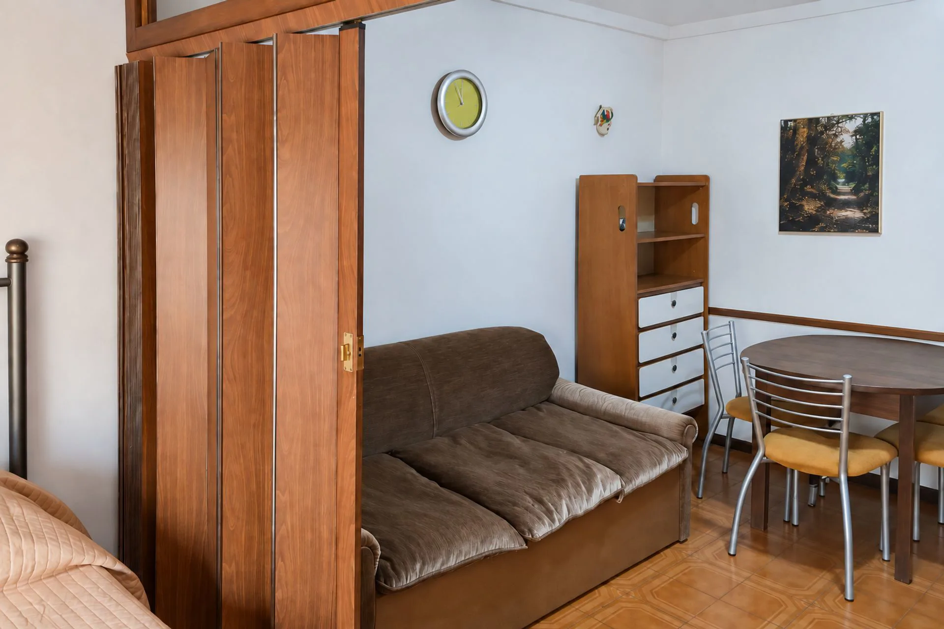 VENTA DEPARTAMENTO MONOAMBIENTE CON PATIO CENTRO foto 2