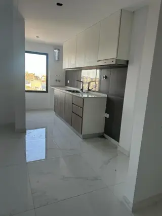 3 Y 2 AMB A ESTRENAR A METROS DE AV JUAN B ALBERDI , SUM , SOLARIUM , MUYYY AMPLIOS Y LUMINOSOS foto 2