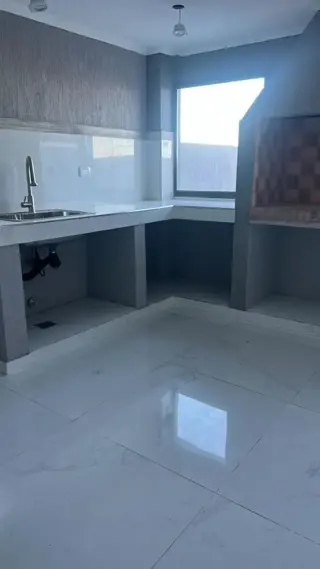 3 Y 2 AMB A ESTRENAR A METROS DE AV JUAN B ALBERDI , SUM , SOLARIUM , MUYYY AMPLIOS Y LUMINOSOS foto 4