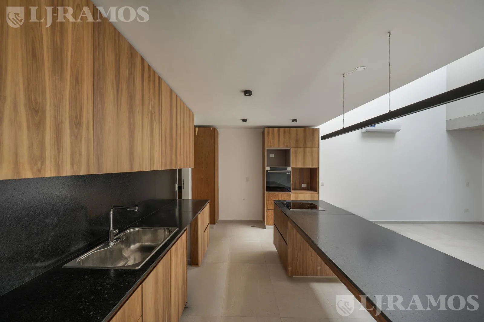 Casa triplex en venta en Béccar foto 5