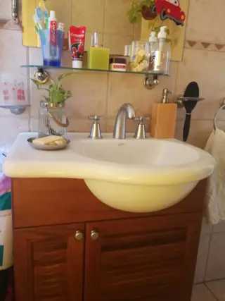 Hermoso y cómodo departamento de tres ambientes con cochera en venta en San Isidro. foto 5
