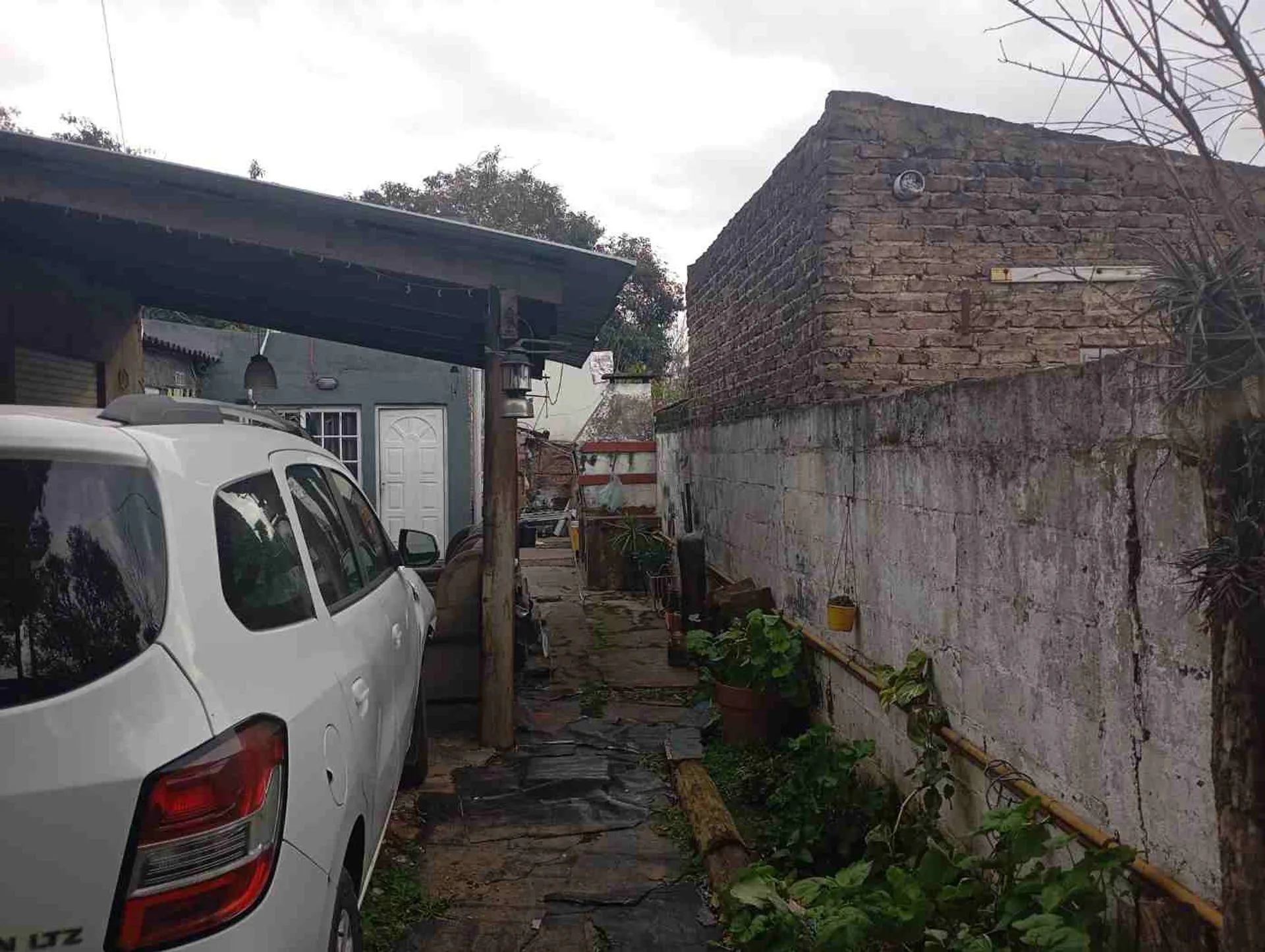 VENTA CASA 4 AMB CON PATIO Y GARAGE - CLAYPOLE foto 5