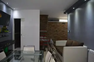 Departamento tipo casa 4 amb. en 1º piso. Villa Lugano foto 4