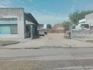 Corralón 40 mts de Frente s/Bustamante - Zona Comercial foto 5