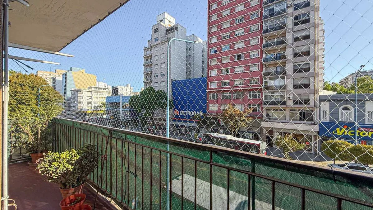 DEPARTAMENTO 3 AMB DEPEN COCHERA APTO CREDITO foto 3