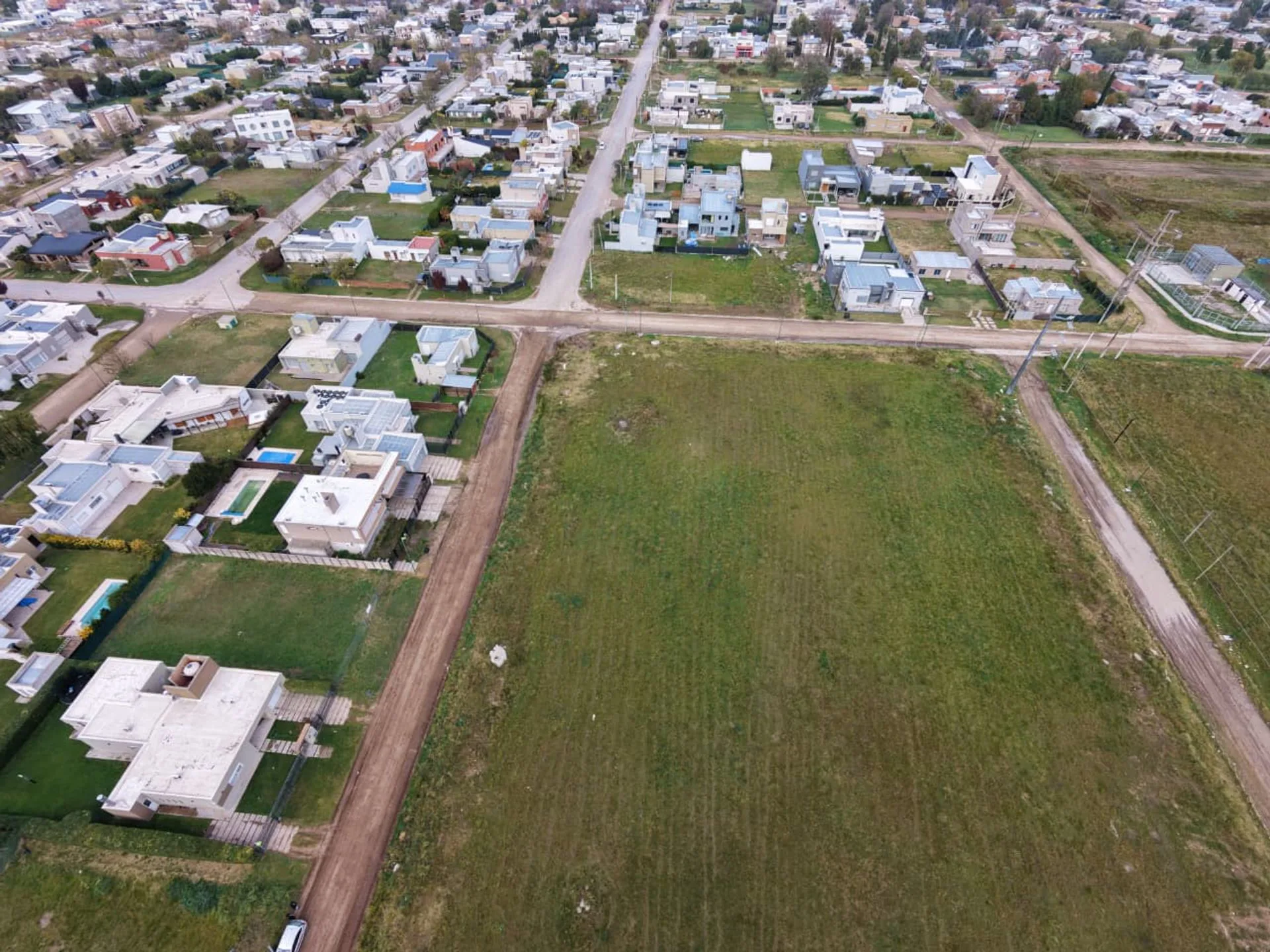 LOTE CHARCAS 5100 foto 2
