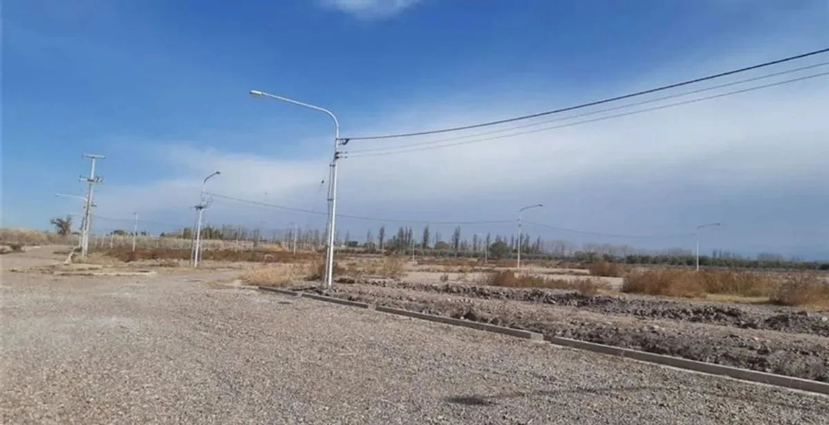 VENTA DE LOTE CRUZ DE PIEDRA MAIPÚ foto 2