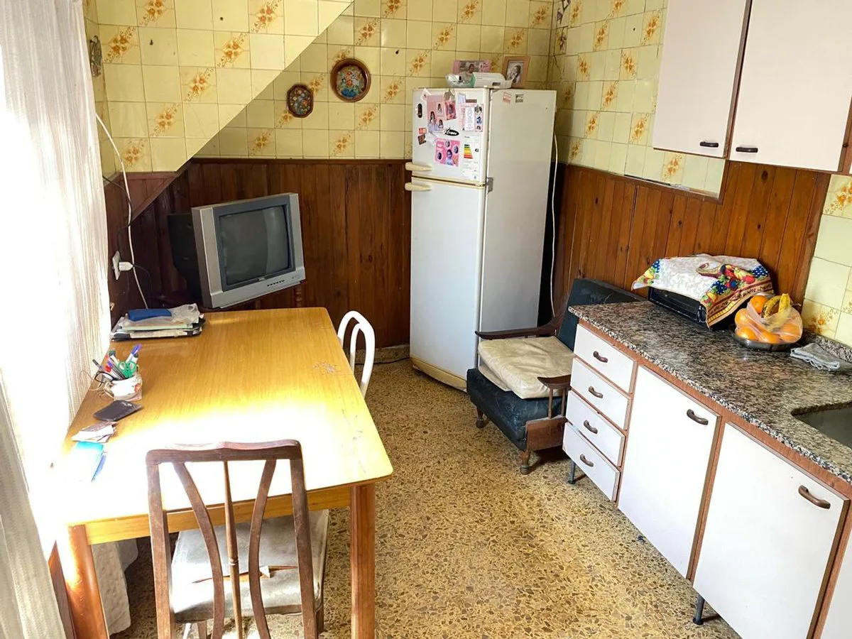 Casa pasillo con patio. Venta. Barrio Belgrano. foto 4