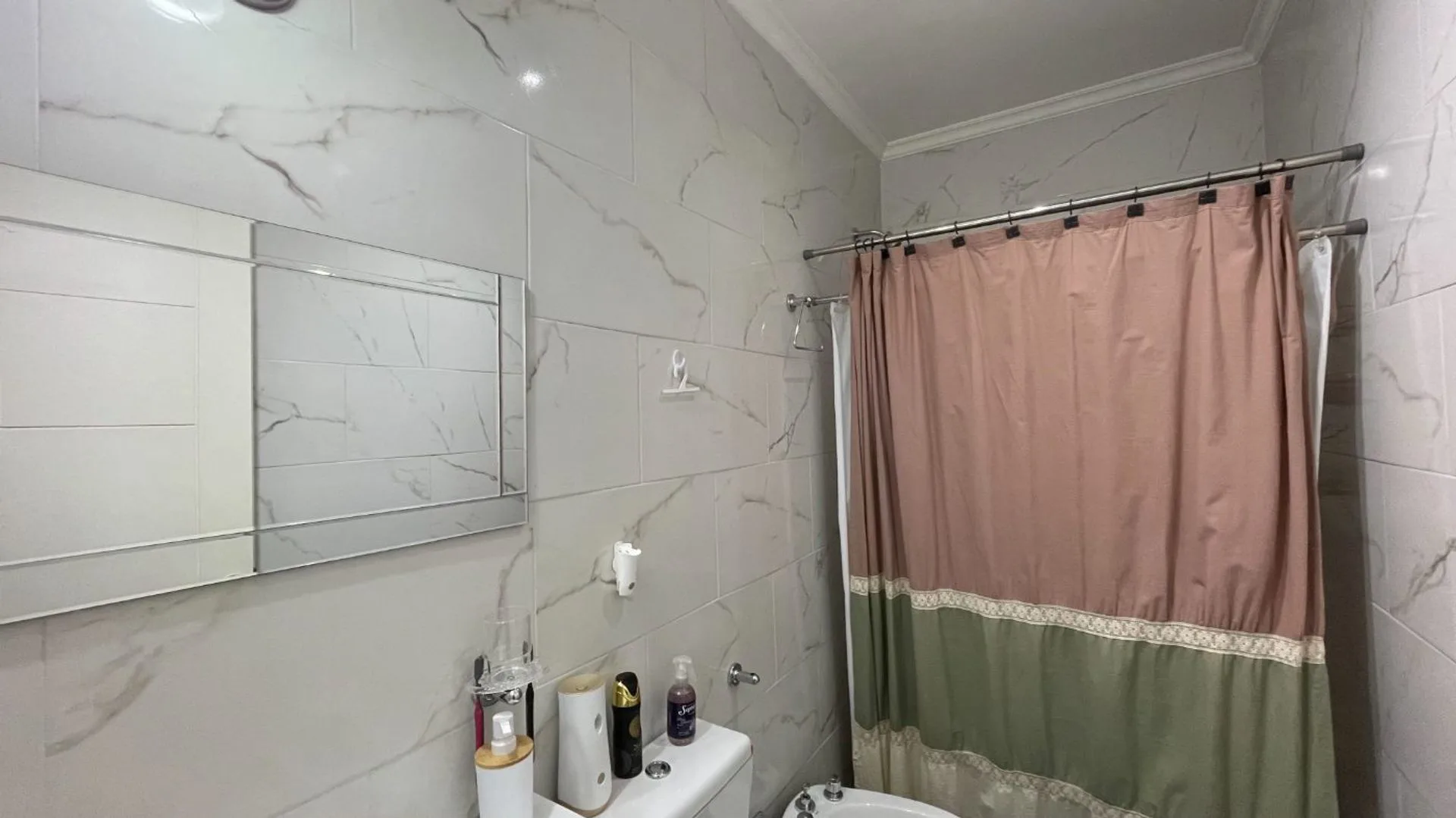 VENTA PH 2 AMBIENTES , FRENTE - BALCON - CASEROS foto 5