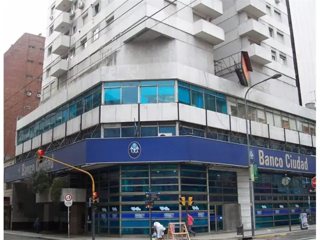 COCHERA en VENTA U$S 10.000.- en Excelente Ubicación