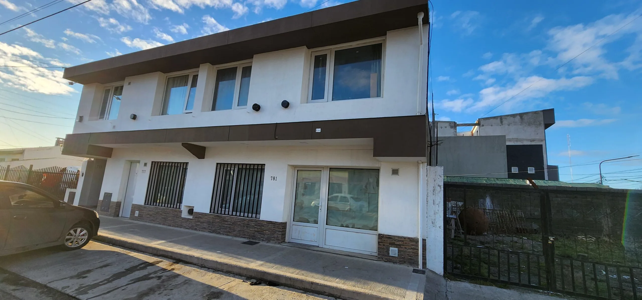 ALQUILER – LOCAL – BARRIO CENTRO