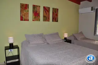 HERMOSOS DEPTOS CON MUY LINDA VISTA PANORAMICA. PILETA. AMPLIOS. CON EQUIPAMIENTO FULL foto 4