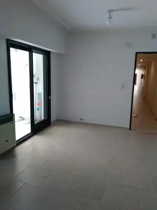 Departamento tipo PH, Planta baja, contrafrente, con patio foto 5