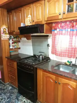 Excelente oportunidad...impecable chalet. foto 2