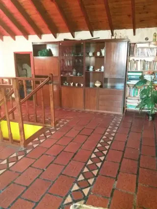 Excelente oportunidad...impecable chalet. foto 4