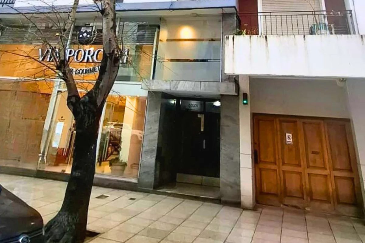VENTA MONOAMBIENTE AL FRENTE CON BALCON foto 4