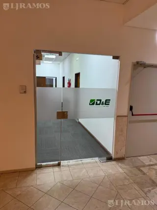 Alquiler de oficina de 776 m2 en Munro foto 2