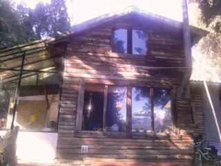 Laguna El Trébol, Fracción Terreno 2300 m2 con Cabaña 2 habitaciones. foto 2