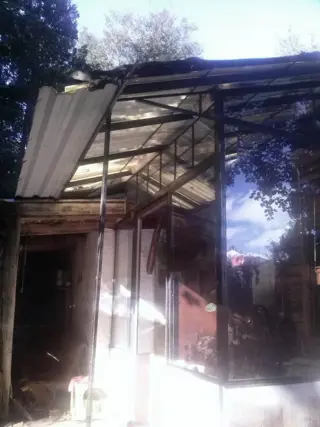 Laguna El Trébol, Fracción Terreno 2300 m2 con Cabaña 2 habitaciones. foto 4