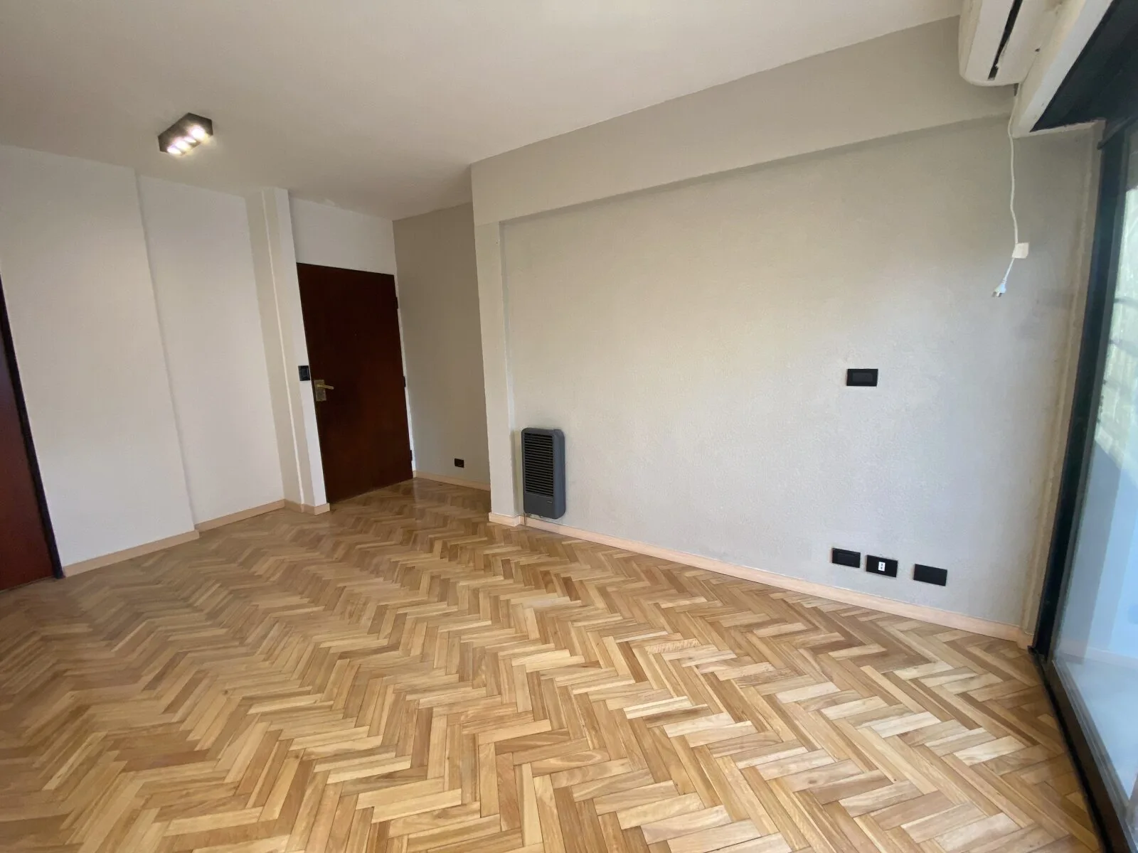 Departamento 3 ambientes con balcón en venta, Caballito! foto 3