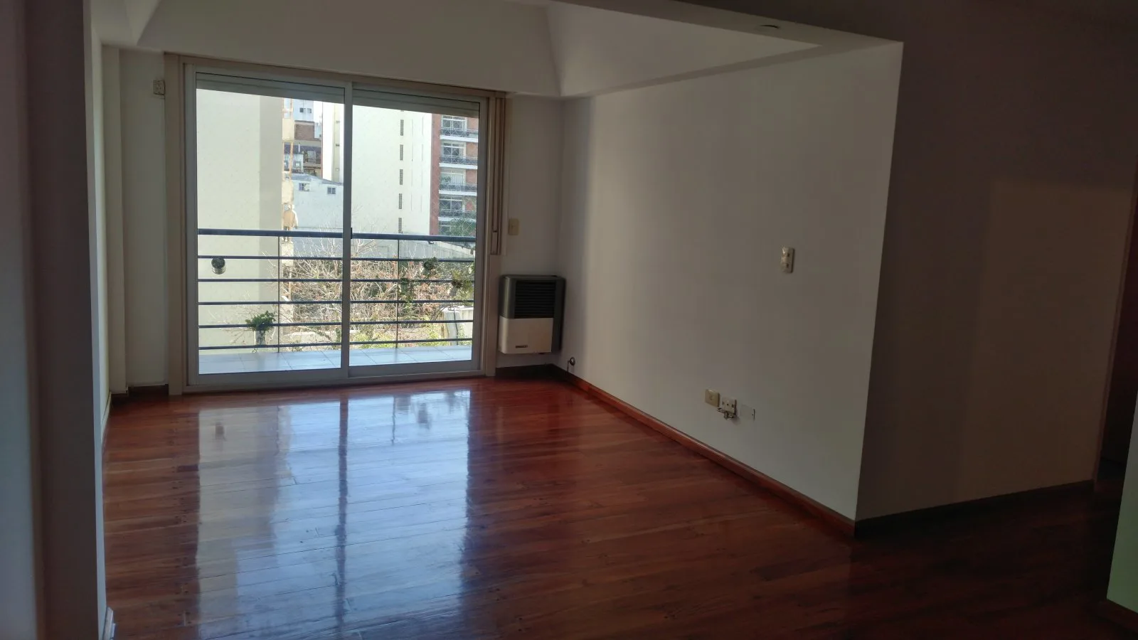 HERMOSO SEMIPISO DE 3 AMB EN CABALLITO foto 3