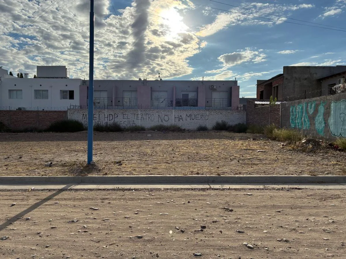 VENTA DE TERRENO ZONA IUPA foto 2