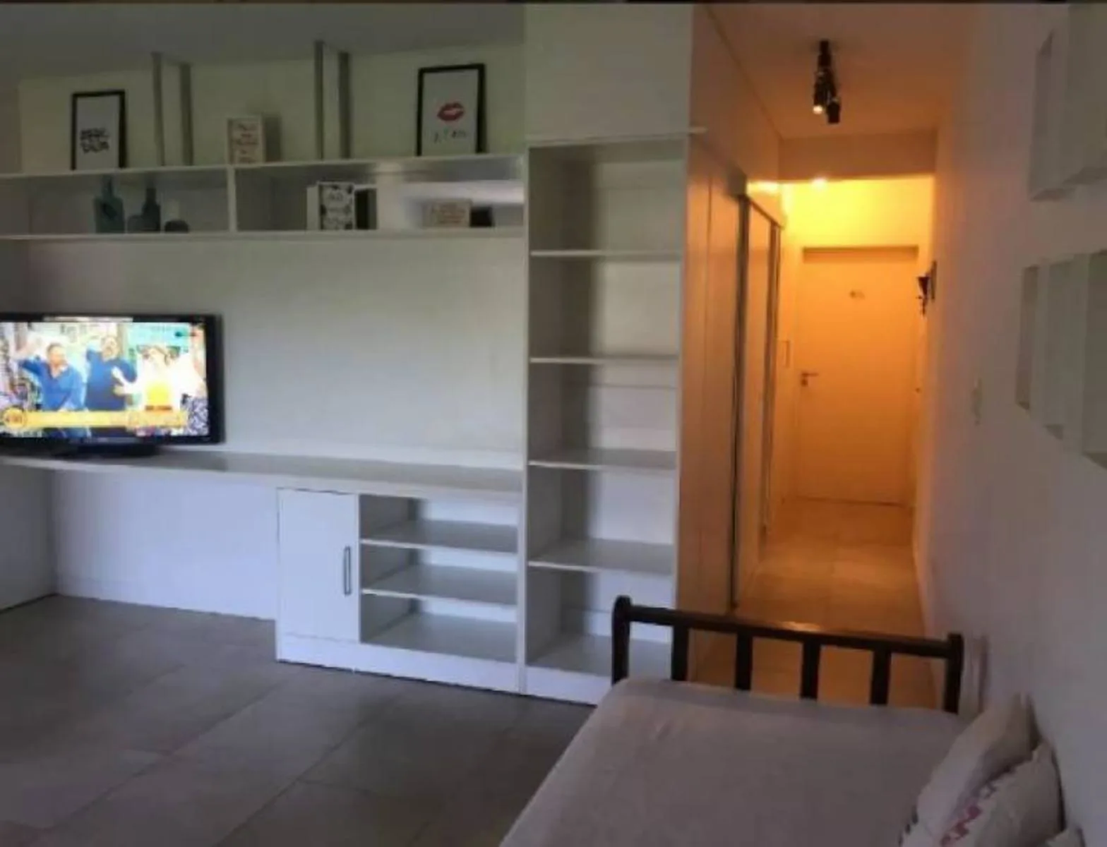1-bedroom apartment in Palermo – photo 3 of 11