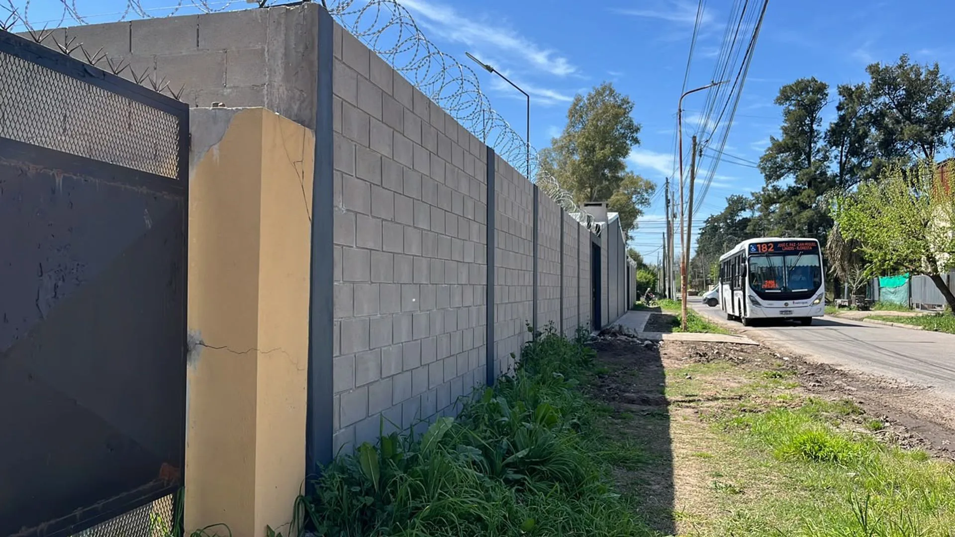 VENTA DE TERRENOS EN JOSE C. PAZ  ACEPTA PERMUTA foto 2
