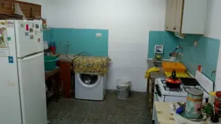 GRAN CASA CON 4 DORMITORIOS Y 2 BAÑOS EN BARRIO 9 DE JULIO foto 2