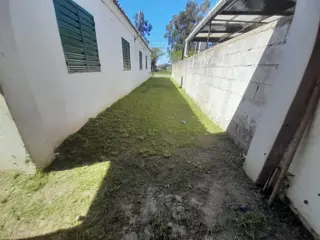 GRAN CASA CON 4 DORMITORIOS Y 2 BAÑOS EN BARRIO 9 DE JULIO foto 4