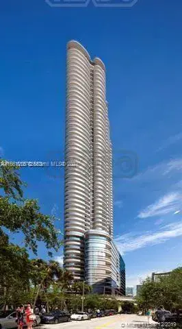 1000 Brickell Plz #4905 1000