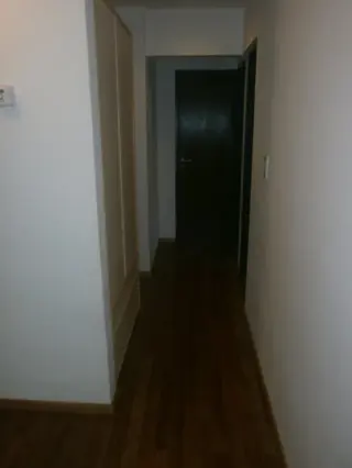 Departamento de 2 dormitorios, de categoría, amplio y luminoso, de  85 m2 con cochera semicubierta foto 5