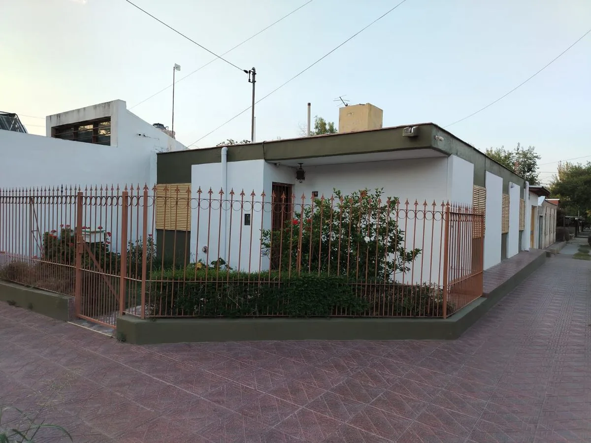 VENTA CASA CARRODILLA LUJAN DE CUYO foto 2
