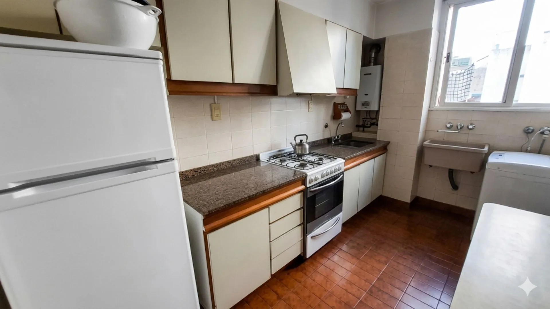 VENTA DEPARTAMENTO 3 AMB CABALLITO SUBTE A CREDITO foto 5