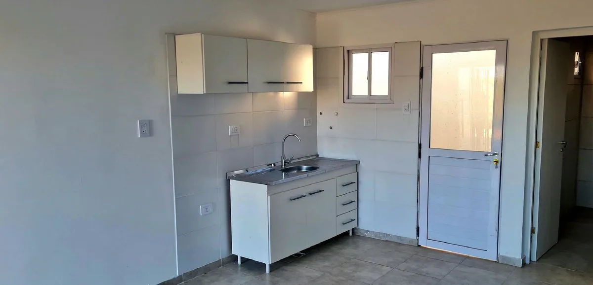 VENTA DUPLEX CON COCHERA CIUDAD SAN RAFAEL foto 5