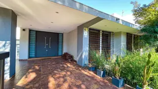 VENTA CASA 6 AMBIENTES VILLA SARMIENTO PILETA foto 4