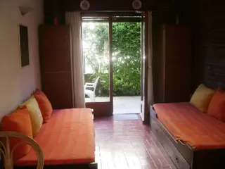 Unidad 6 : Dto tipo duplex en Alquiler  Pinamar, jardín pariilla a 6 cuadras de la playa . foto 3