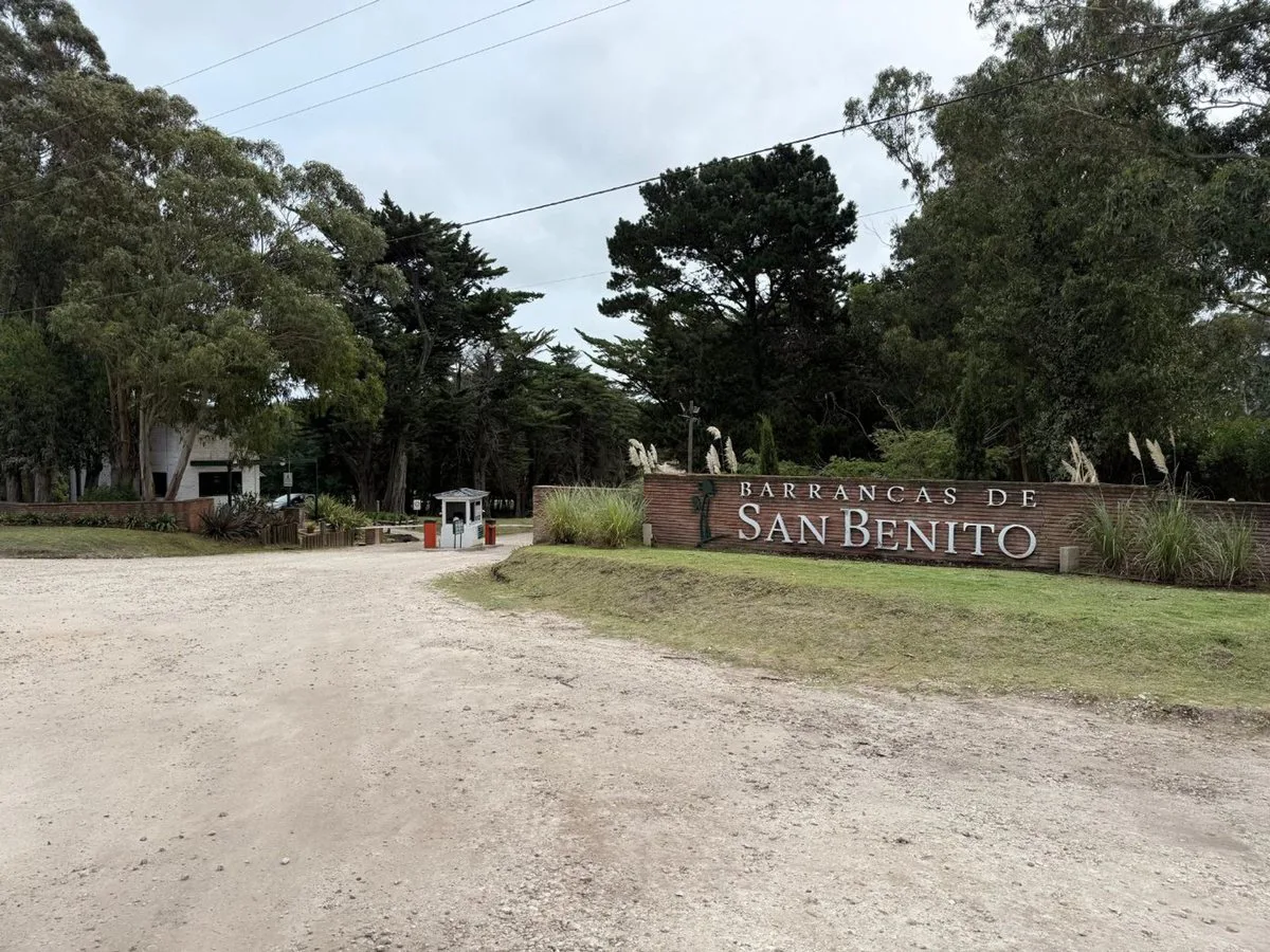 VENTA LOTE 1391 MTS | BARRANCAS DE SAN BENITO | foto 4