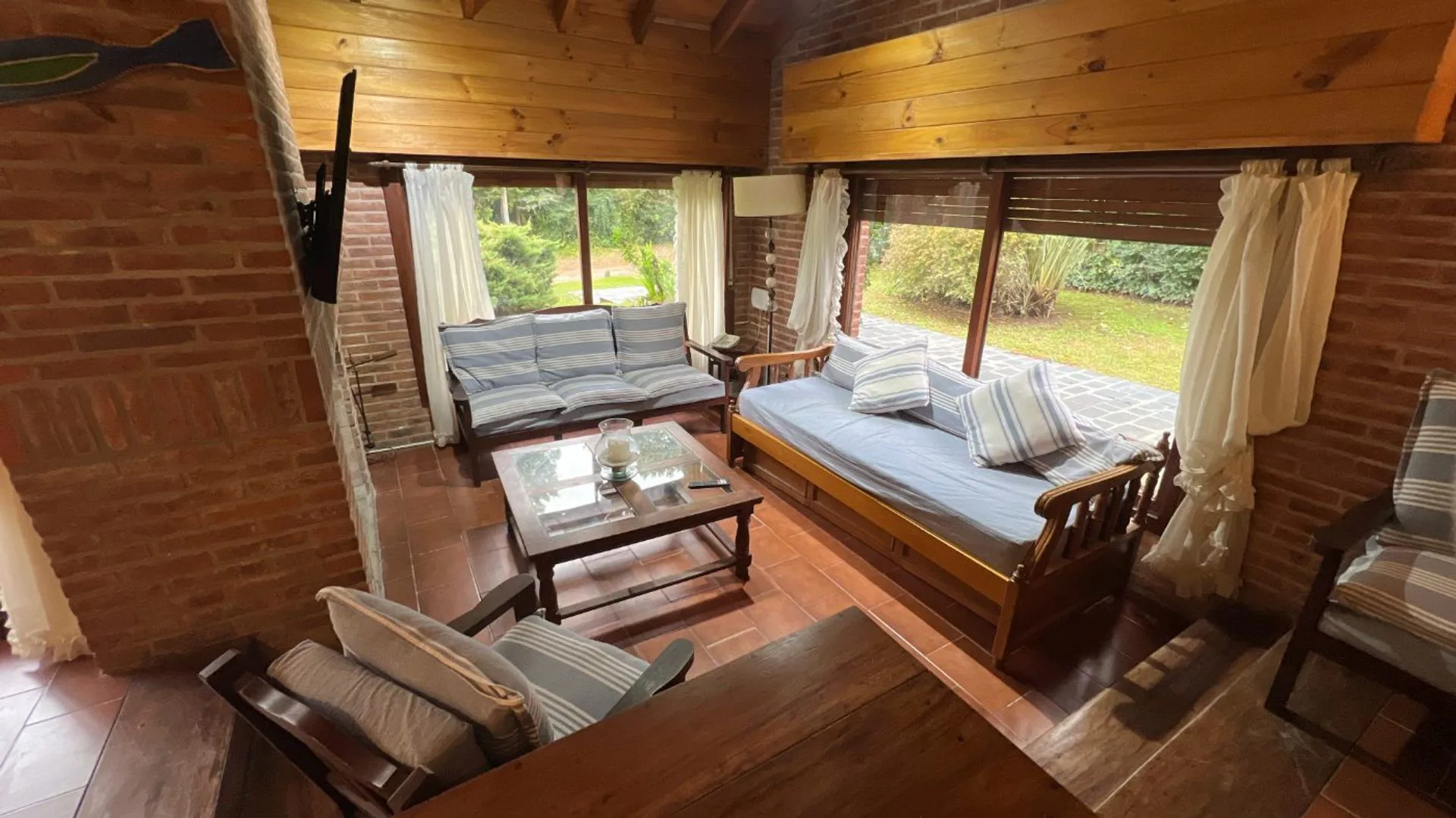 Casa 5 ambientes - pinamar foto 2