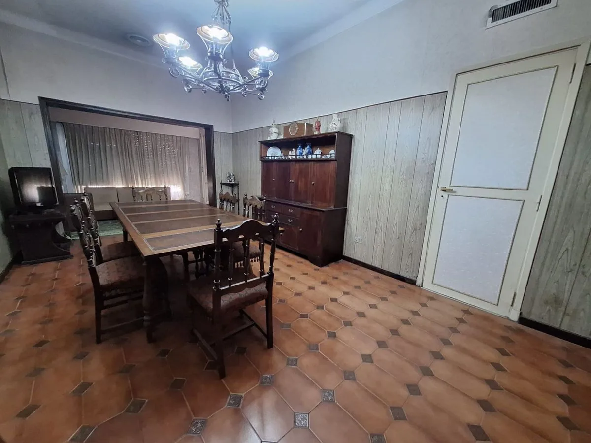 VENTA CASA 3 AMB.EN SAN ANDRES CON PILETA Y PARQUE foto 3