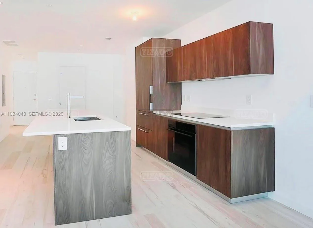 480 Ne 31 st #3404 400 foto 5