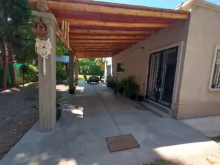 VENTA DE CASA CON  PILETA RODEO DEL MEDIO MAIPU foto 2