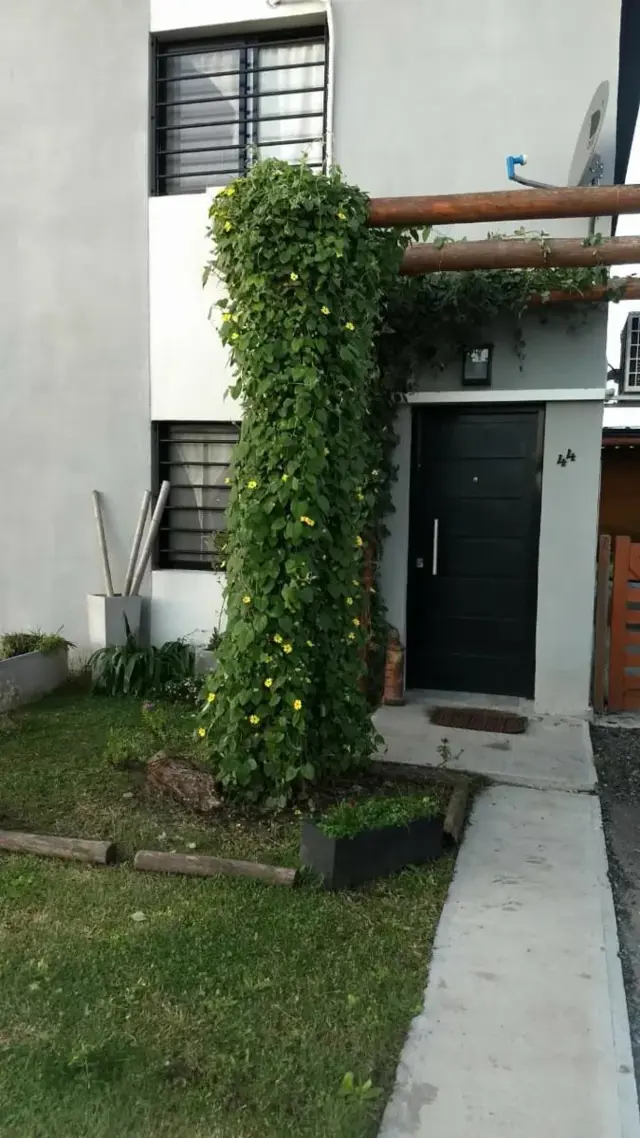 Duplex 3 Ambientes En Venta, Patio y Cochera - Umbrales de La Merced, Moreno