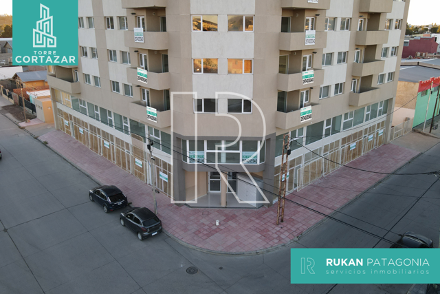 #Alquiler_Venta Local Comercial | TORRE CORTAZAR | 80 m2 | Calle HUMBERTO BEGHIN | Caleta Olivia.-