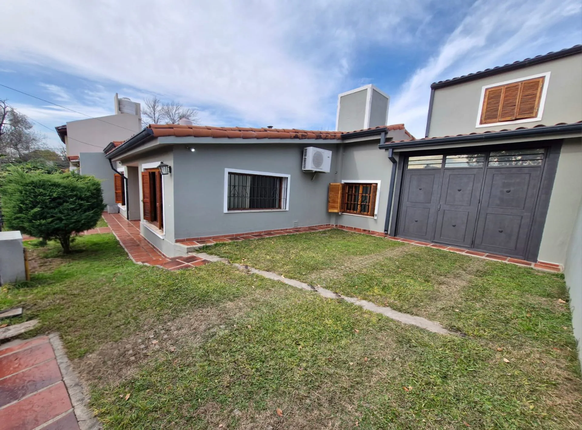VENTA CASA 4 DORMITORIOS PILETA APTO CREDITO foto 5