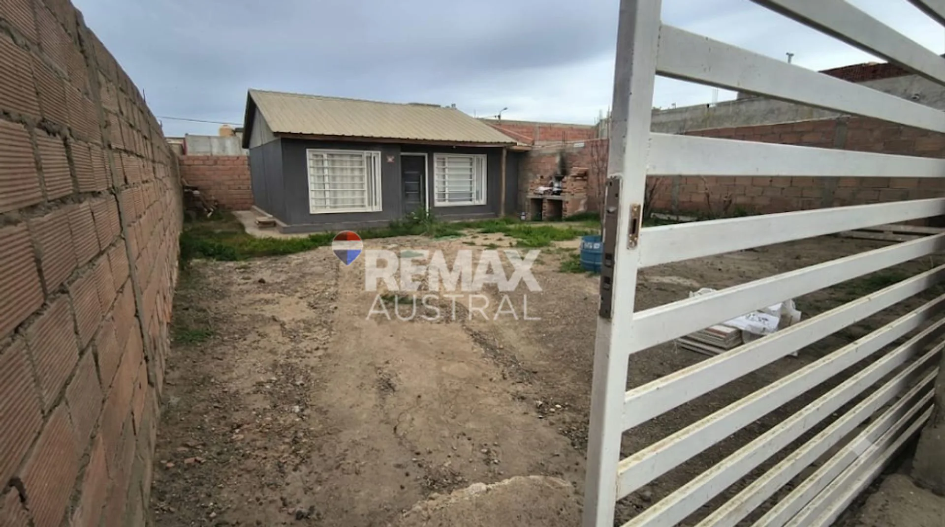 CASA EN VENTA B° LOS BRETES