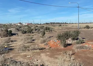 SE VENDE LOTE EN VIEDMA foto 3