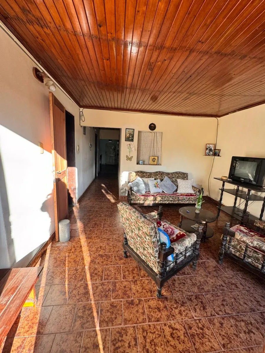 CASA EN  VENTA A METROS DE LA AV SARMIENTO, GOYA foto 3