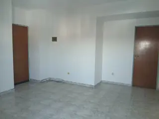 DEPARTAMENTO DE 2 AMBIENTES CON BALCON EN FLORESTA foto 4